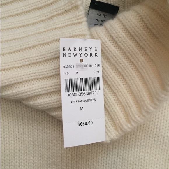 Barney’s New York men’s Turtle Neck Sweater - Picture 2 of 3